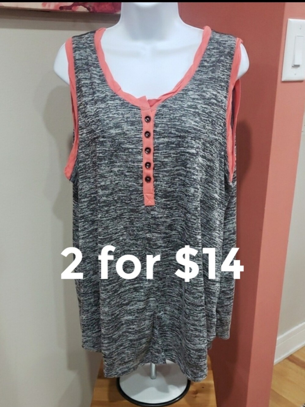 Spade & Heart Coral Trim Gray Heather Women's Top, 1X